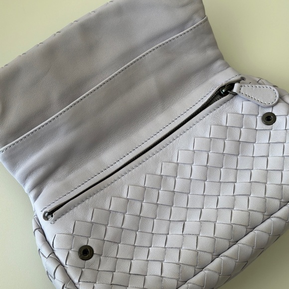 Authentic BV Nappa Intrecciato Small Chain Crossbody - Picture 8 of 13